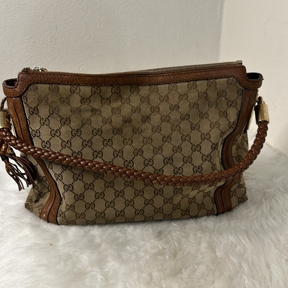 💯Authentic Gucci Hobo Style Handbag🍀 - Picture 13 of 16